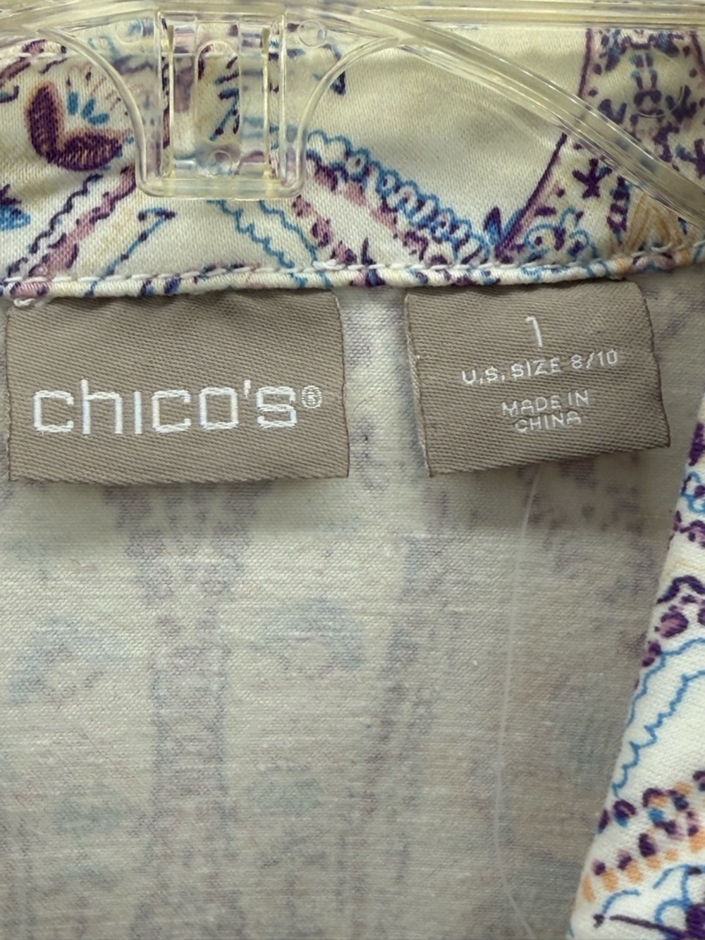 Chico’s Sateen Jean Jacket Paisley Print Button Front Stretch Jean Jacket Boho - Picture 4 of 12
